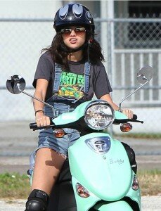 selena gomez and blank nyc shortall overall shorts gallery 229x300 Spring Breakers Movie: Selena Gomez, Vanessa Hudgens and Ashley Benson Will Party Hard