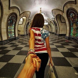 Traveling Girlfriend 4 300x300 Coolest Girlfriend Ever Takes BF Around the World